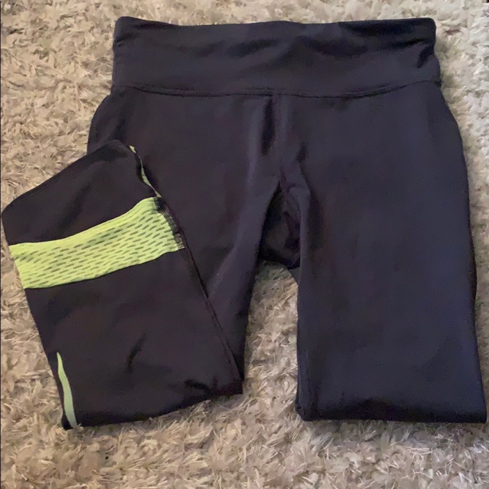 Under Armour Cropped Legging